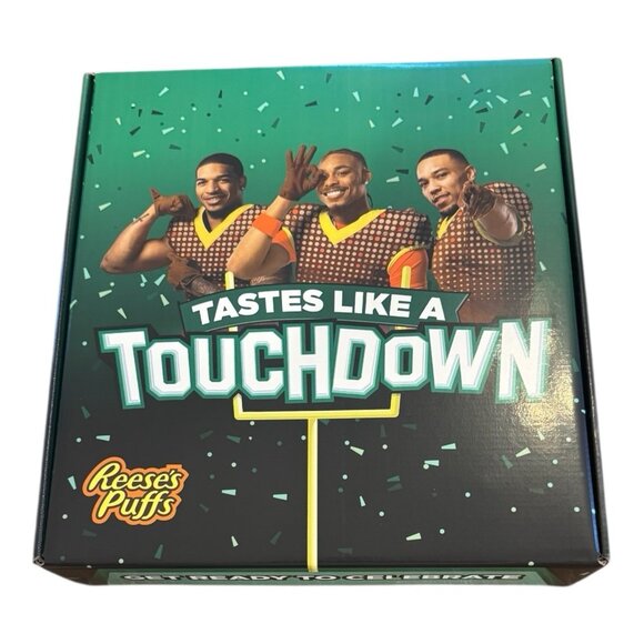 REESE’S PUFFS NFL Cereal Exclusive Bundle w/ Trading Cards & Speaker - Brand New - Picture 4 of 6